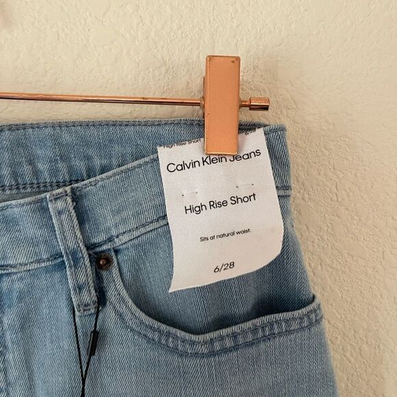 NWT Calvin Klein high rise shorts - Picture 6 of 8
